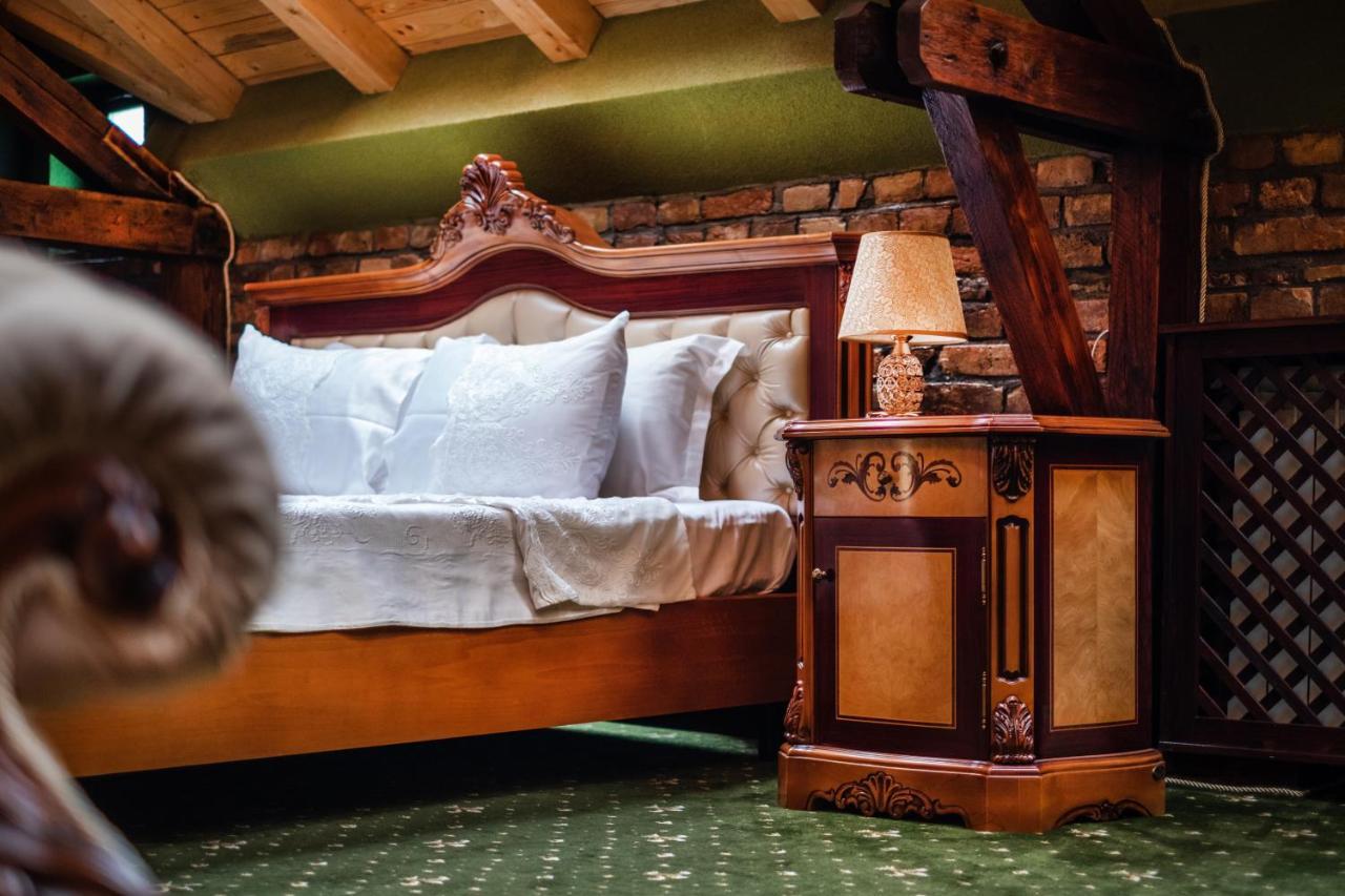 Jmr Royal -Luxury Rooms & Private Sauna Constanta Ngoại thất bức ảnh