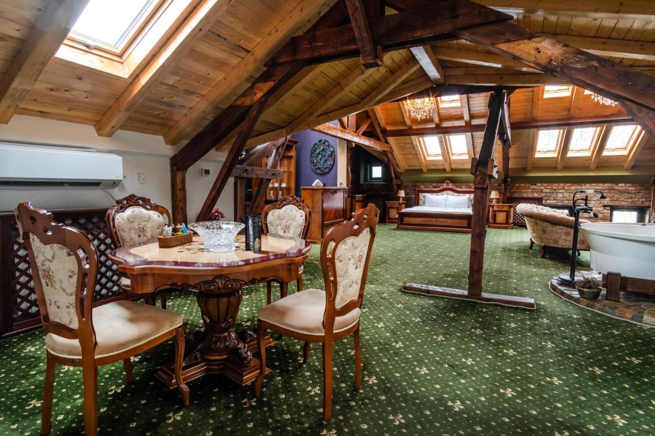 Jmr Royal -Luxury Rooms & Private Sauna Constanta Ngoại thất bức ảnh